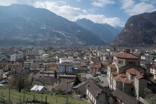 Le premier jour de canicule a été mesuré cette année à Biasca TI (photo d'archives de 2016).